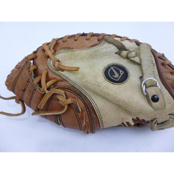 Nike‎ Diamond Ready Show Series - Full Size Catchers Mitt - Right Hand Throw - Picture 9 of 16